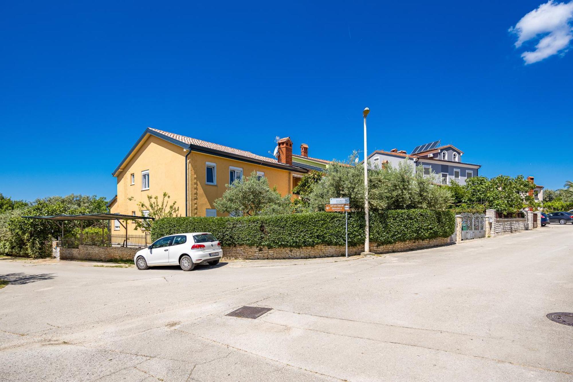 Apartment Nenad - Amazing Sea View ! Only 500 Meters From The Beach ! Fazana Exterior photo